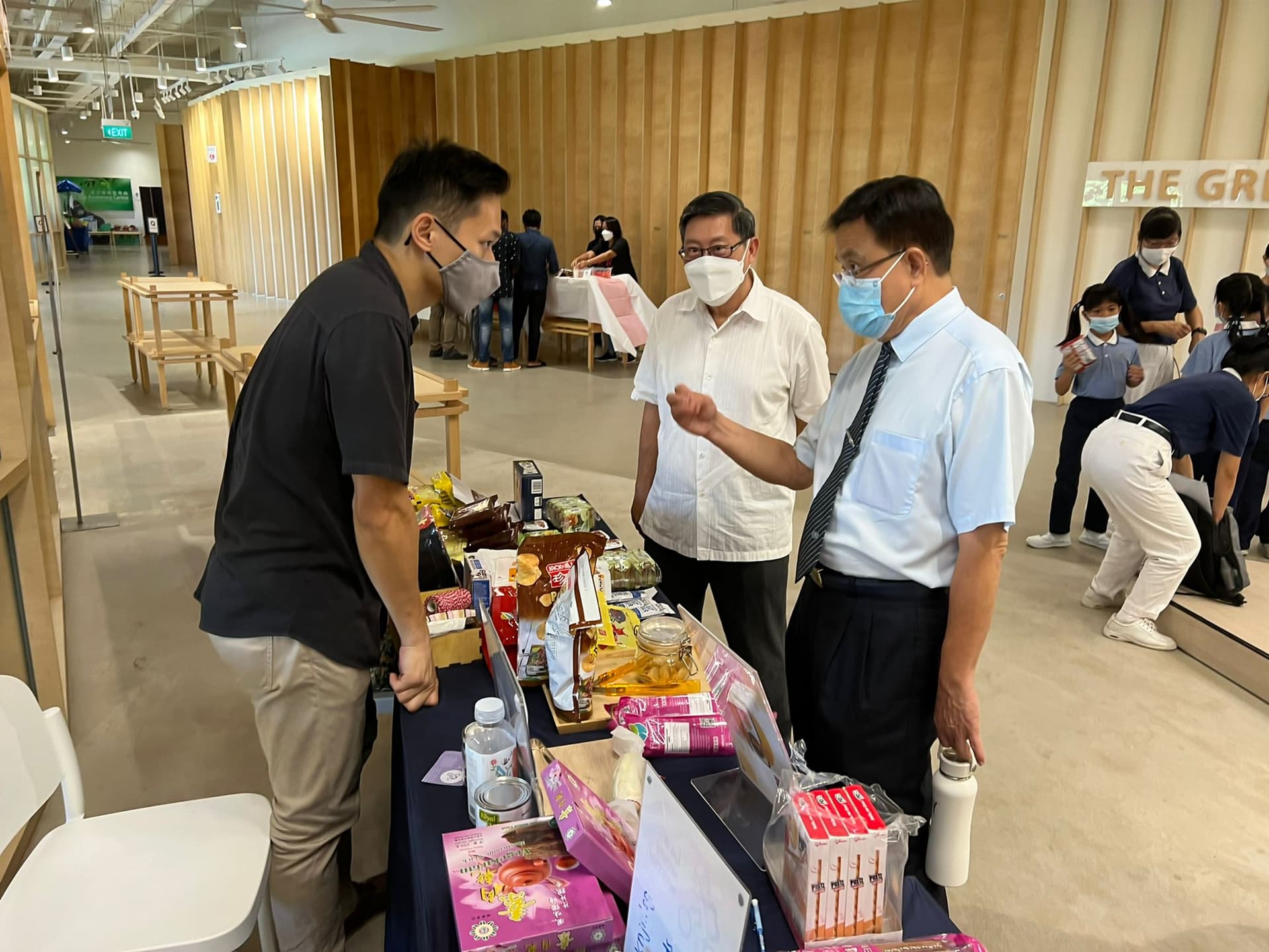 Mr Yeo Guat Kwang at the exhibition