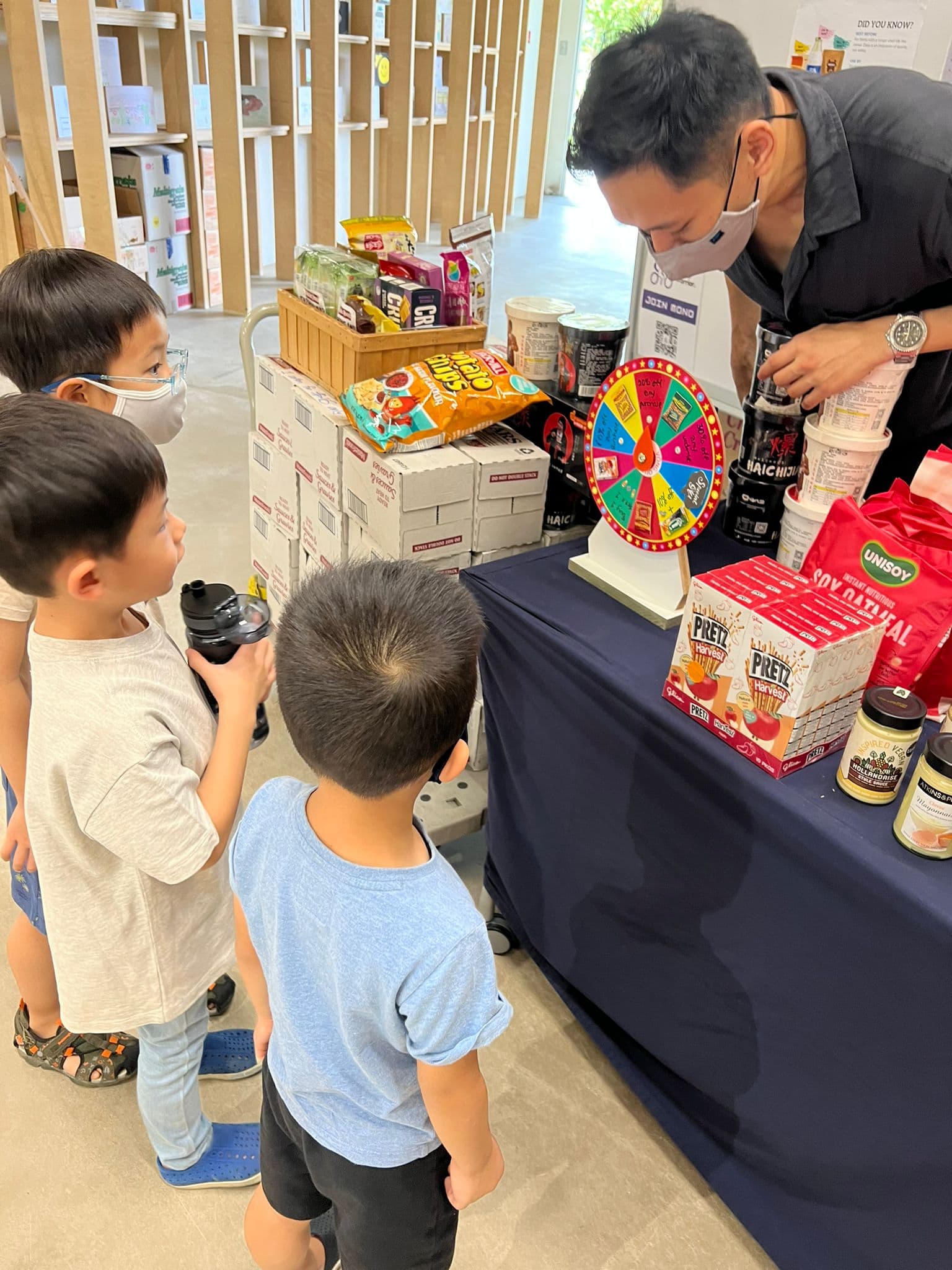 Spin and win activity for children